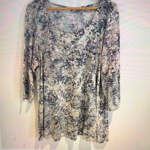 Rose + Olive Woman Gray Arty Burnout 3/4 Sleeve Stretch Pullover Top Size 3X